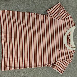 Levi’s short sleeve stripped t-shirt